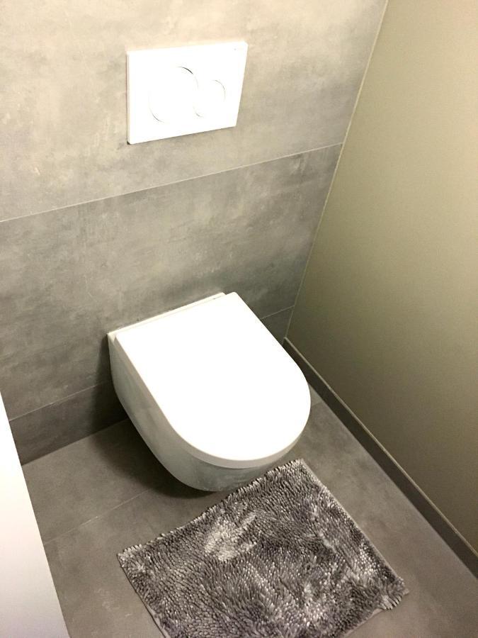 One - One Seven Appartement Koblenz  Buitenkant foto